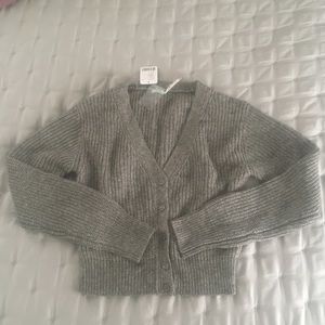 Gray cropped cardigan